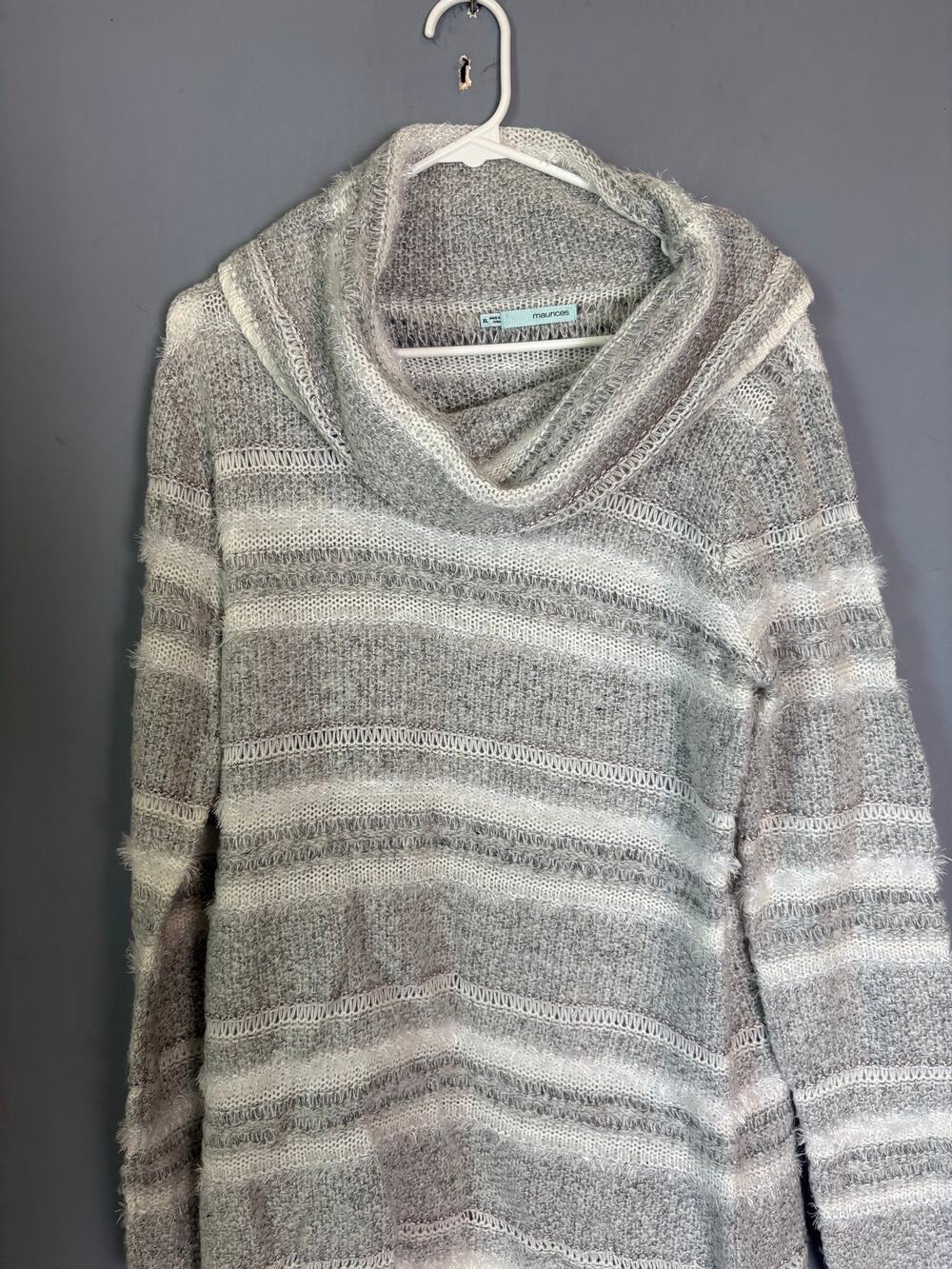 Maurices Gray White Beige Striped Knit Sweater Womens Size XL Read